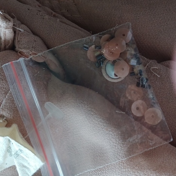 NWOT Anthropologie Forever That Girl Sequined V-Neck Blouse Neutral Pink - Picture 10 of 10